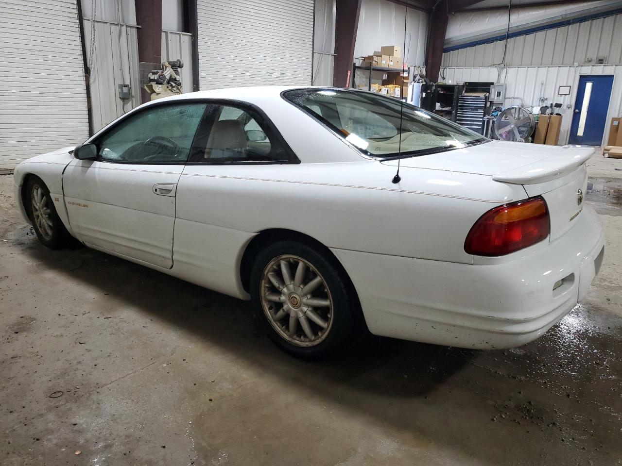 Lot #3009219270 1998 CHRYSLER SEBRING LX