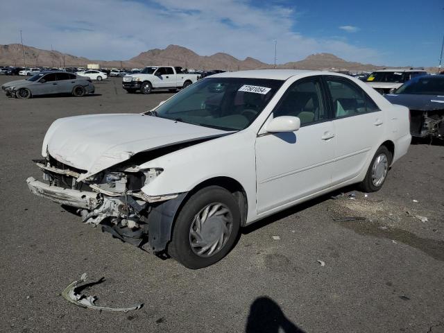 TOYOTA CAMRY LE 2002 white  gas JTDBE32K220057975 photo #1