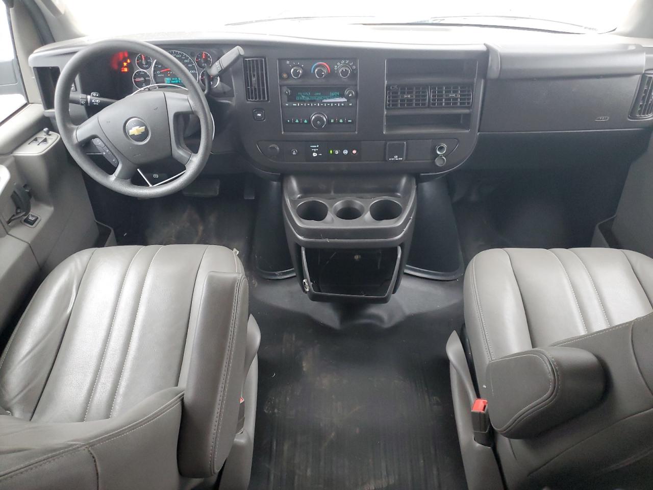 Lot #2955403701 2019 CHEVROLET EXPRESS G3