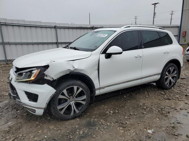 2017 VOLKSWAGEN TOUAREG #2991946167