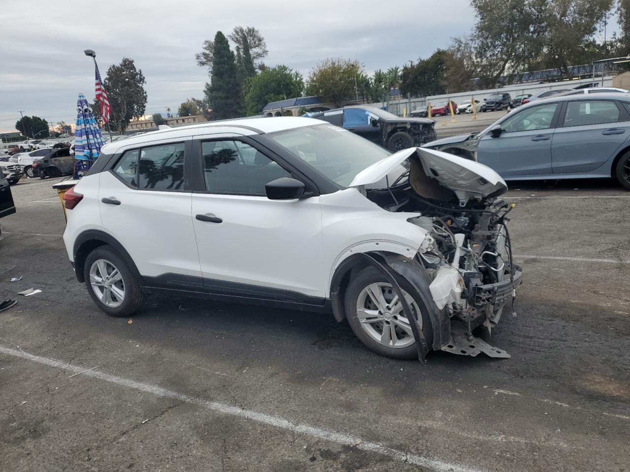 Lot #3009320582 2024 NISSAN KICKS S