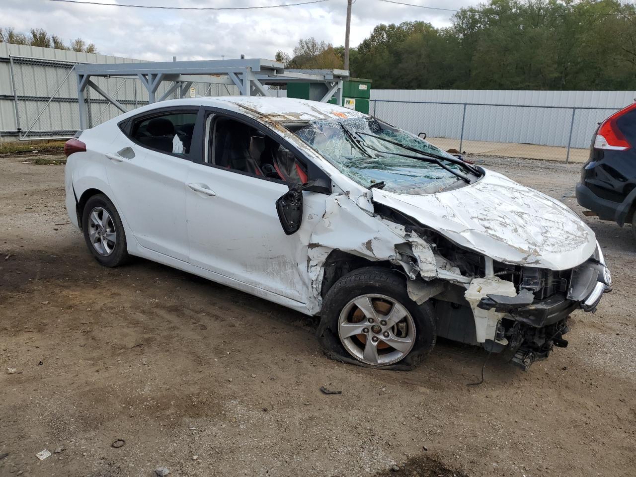 Lot #3021141190 2014 HYUNDAI ELANTRA SE