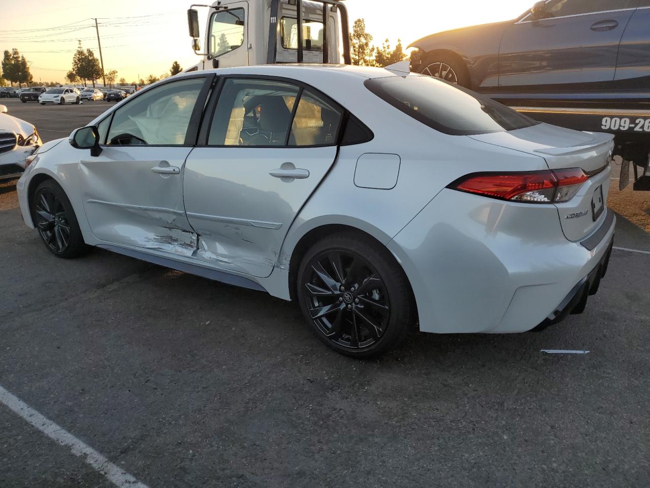 Lot #2991881181 2023 TOYOTA COROLLA LE