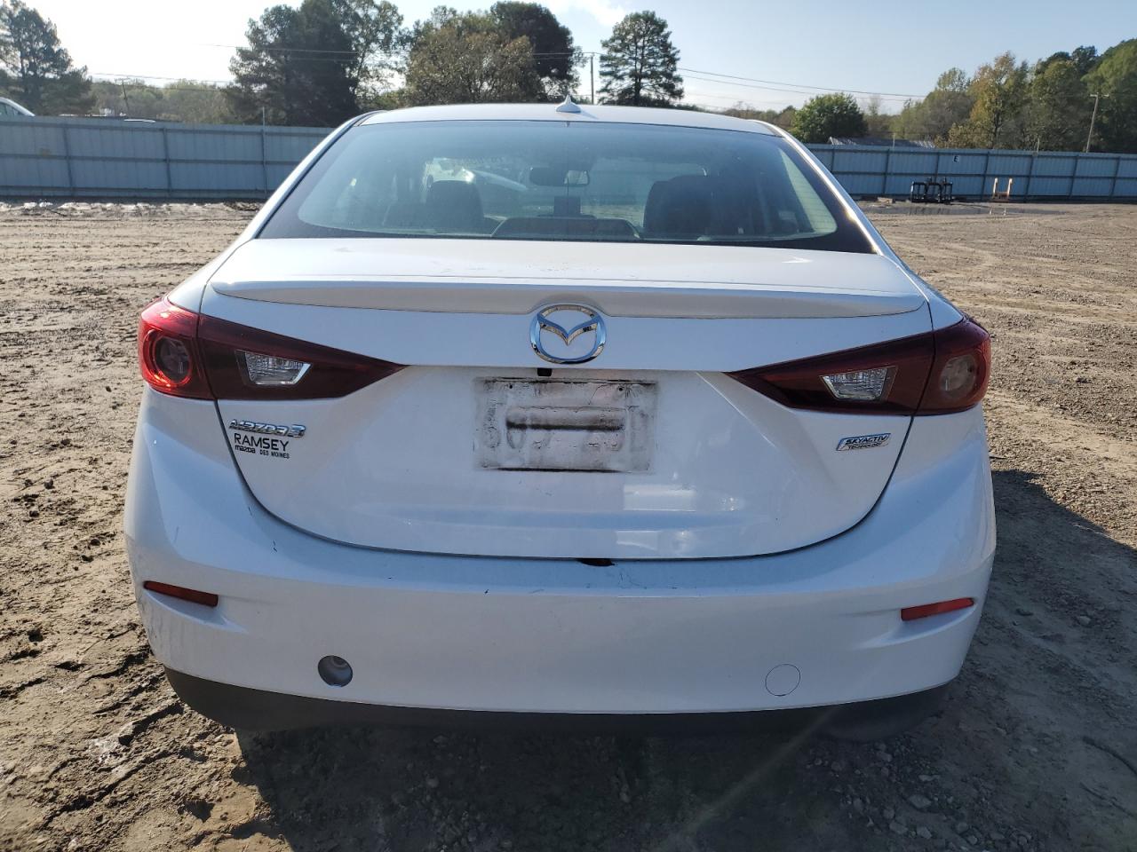 Lot #2989142670 2017 MAZDA 3 GRAND TO