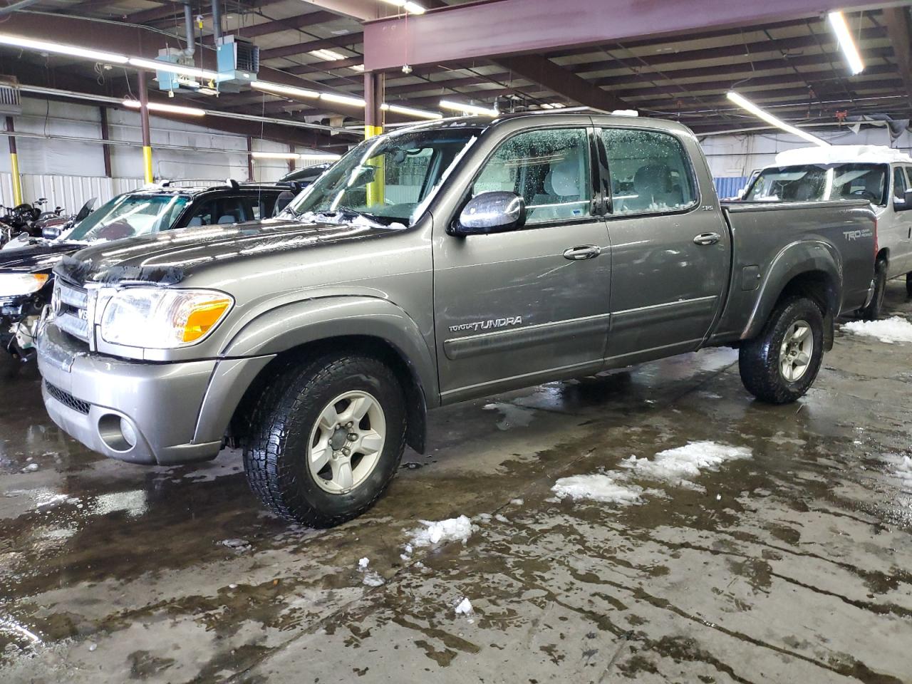 Lot #2970186327 2006 TOYOTA TUNDRA DOU