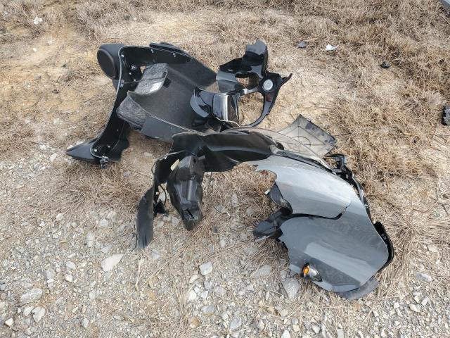 2022 HARLEY-DAVIDSON FLTRK - 1HD1KZF15NB629234