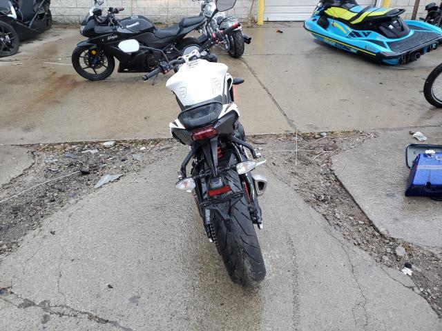 2024 TRIUMPH MOTORCYCLE STREET TRI SMTA604S8RTBS6928