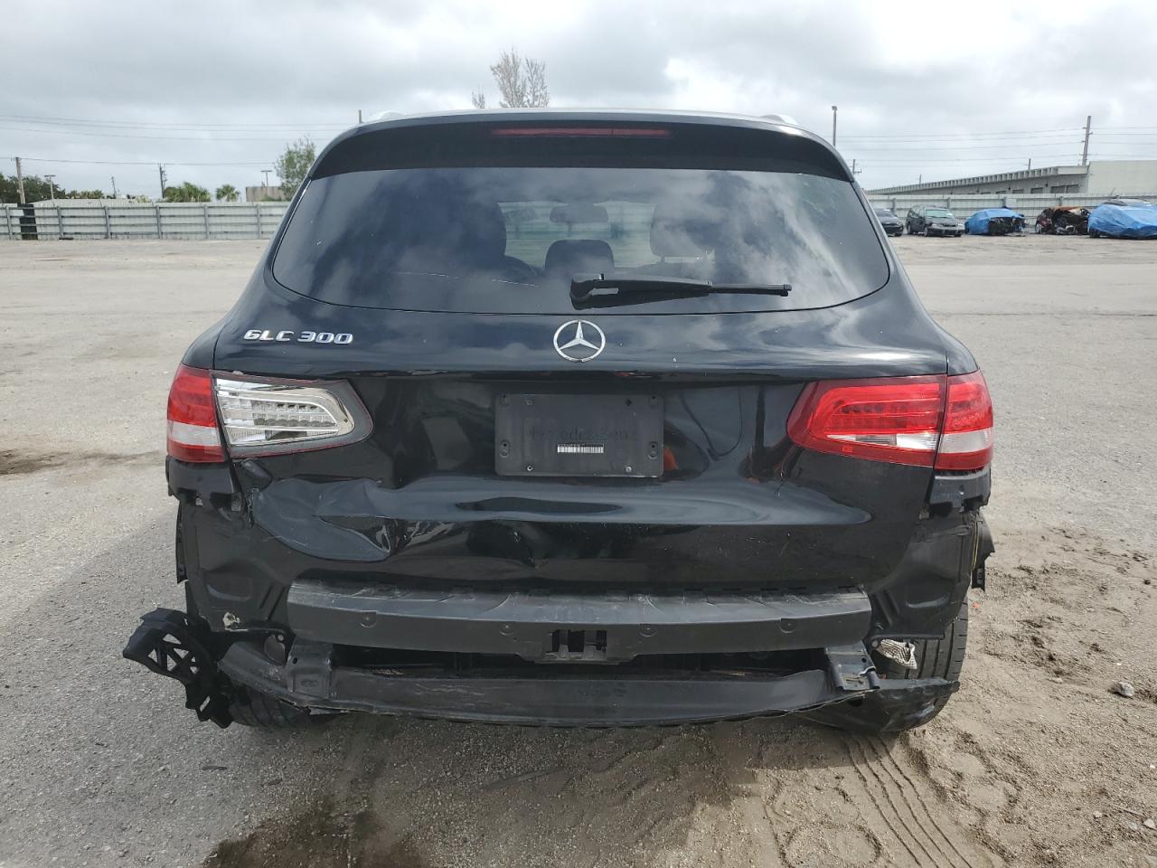 Lot #2989222736 2018 MERCEDES-BENZ GLC 300