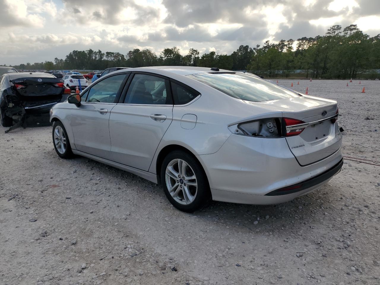 Lot #3020991374 2018 FORD FUSION SE