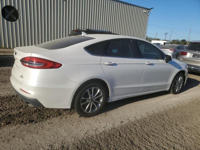 VIN 3FA6P0HD4KR161120 2019 Ford Fusion, SE no.3