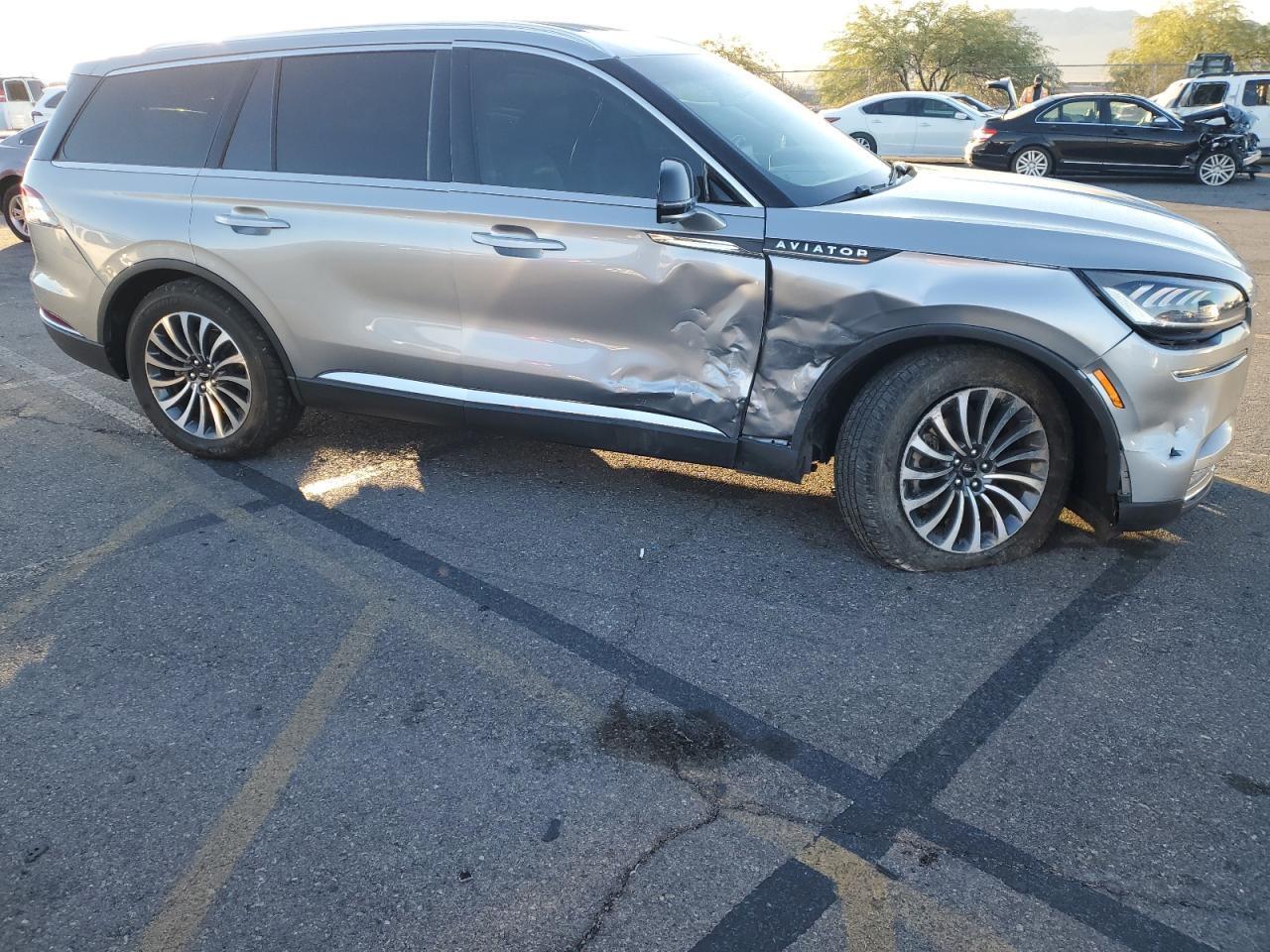 Lot #3024451535 2020 LINCOLN AVIATOR RE