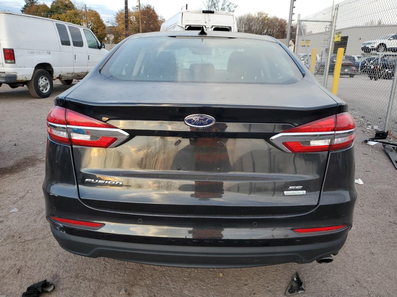 Lot #2989045558 2020 FORD FUSION SE