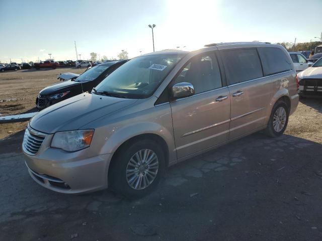 VIN 2C4RC1GG5DR620362 2013 Chrysler Town and Countr... no.1