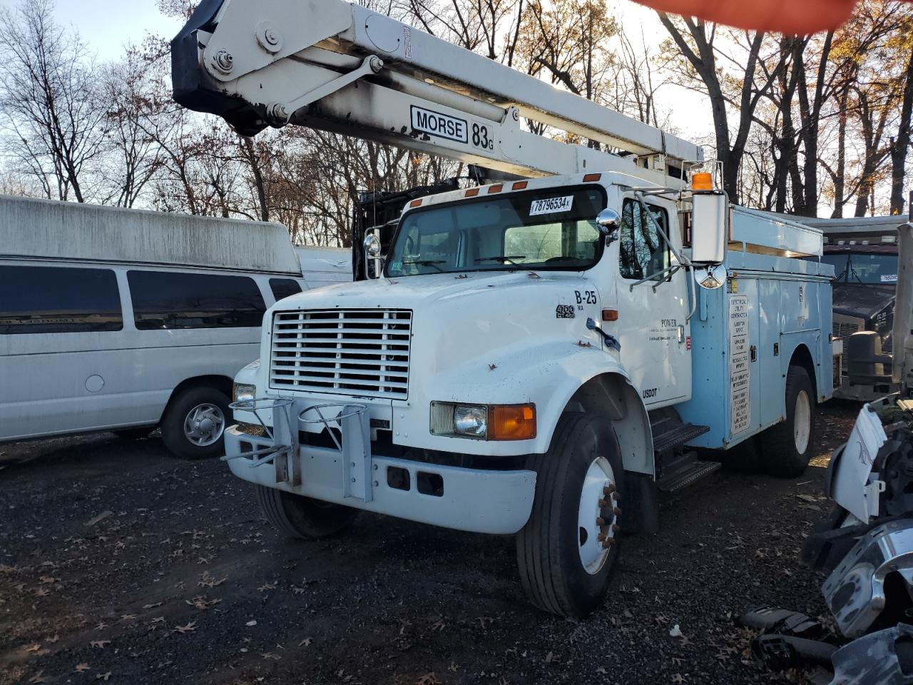 Lot #2956861964 1997 INTERNATIONAL 4000 4700