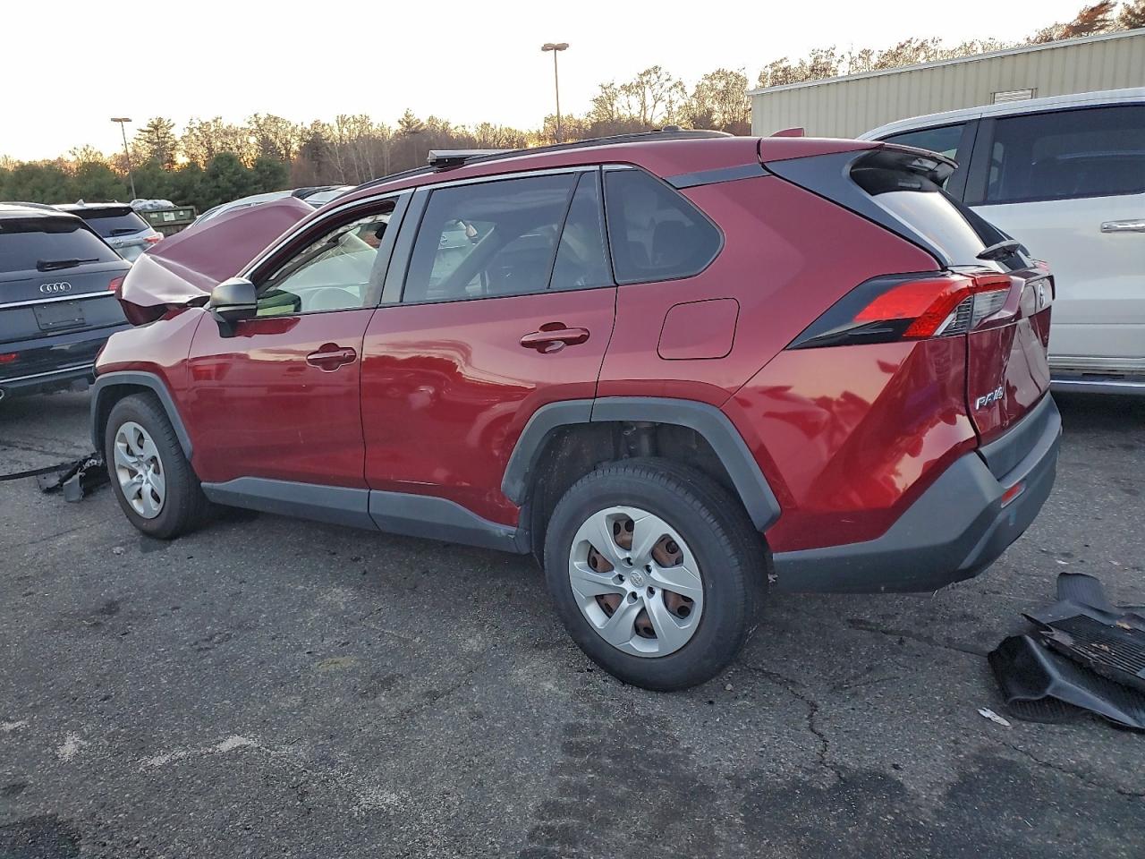 TOYOTA RAV4 LE