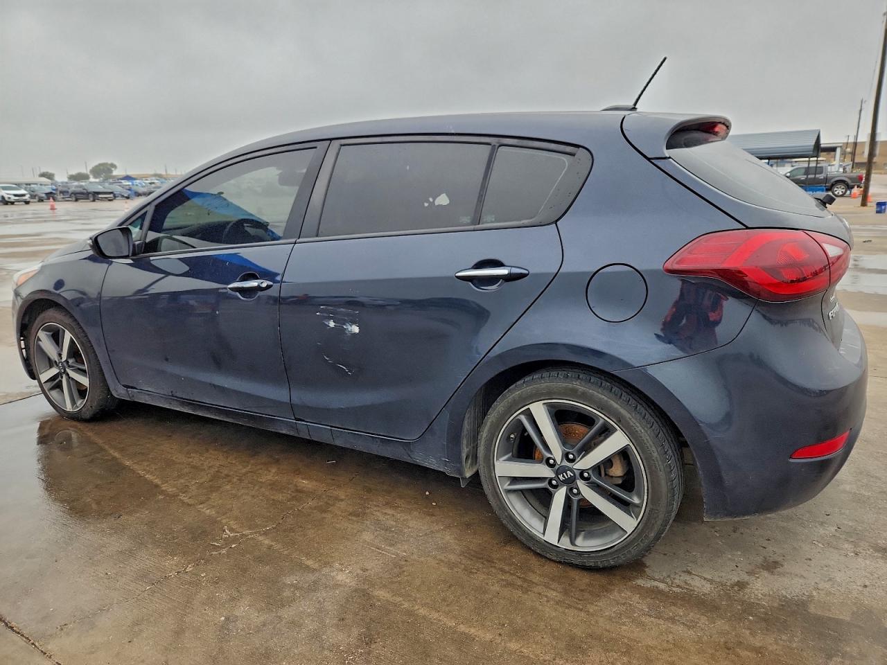 KIA FORTE EX