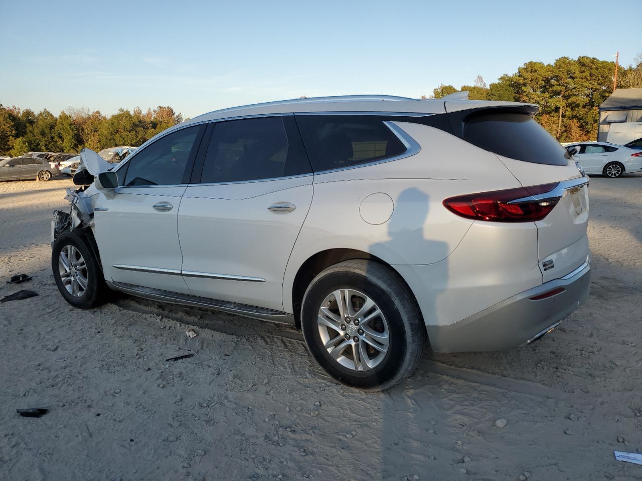 BUICK ENCLAVE ESSENCE