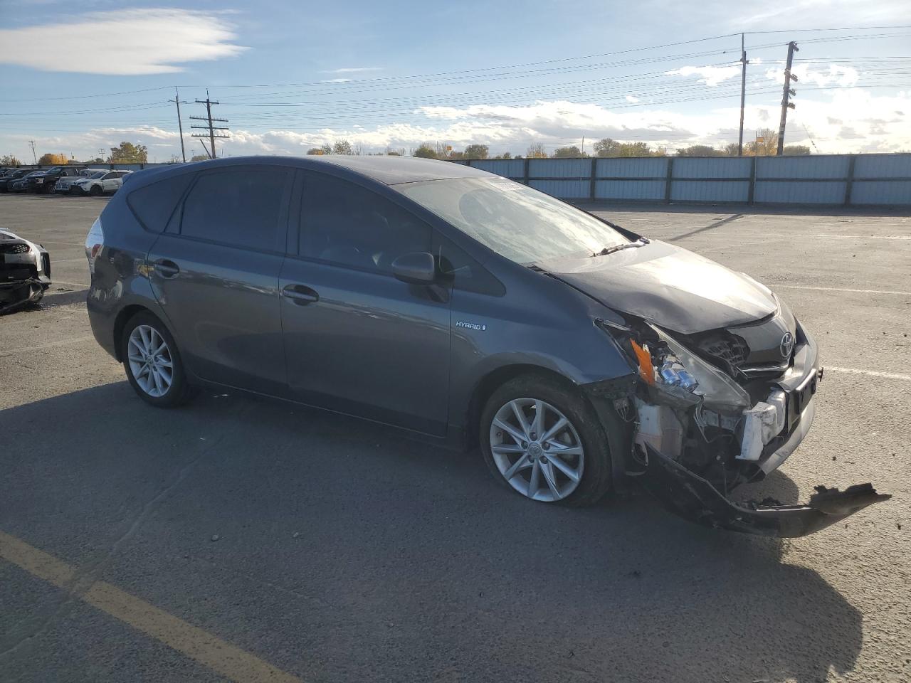 TOYOTA PRIUS V