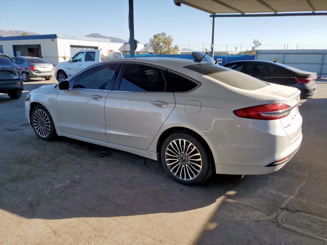 FORD FUSION SE