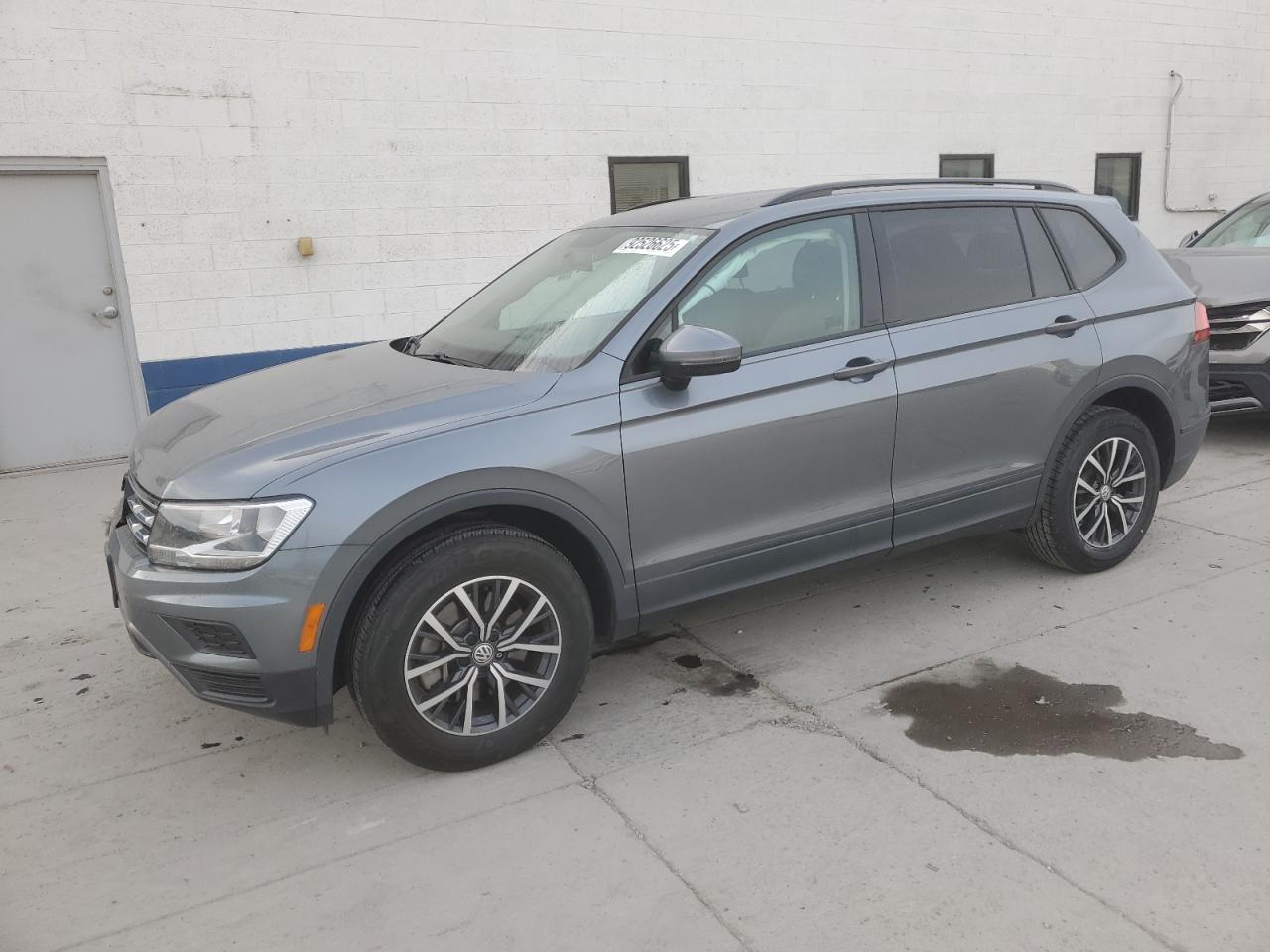 VOLKSWAGEN TIGUAN S
