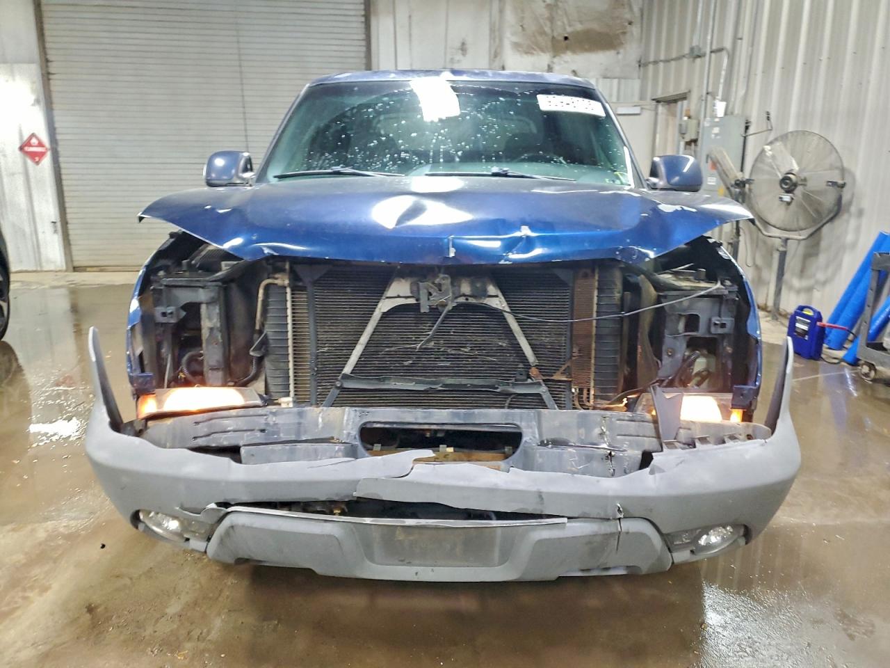 Lot #3296410722 2002 CHEVROLET AVALANCHE