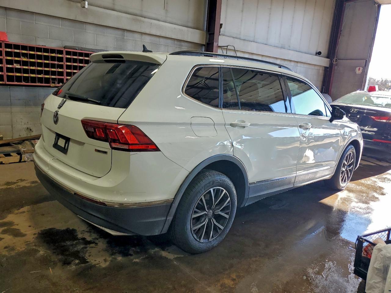 VOLKSWAGEN TIGUAN SE