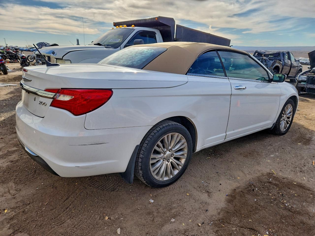CHRYSLER 200 LIMITED