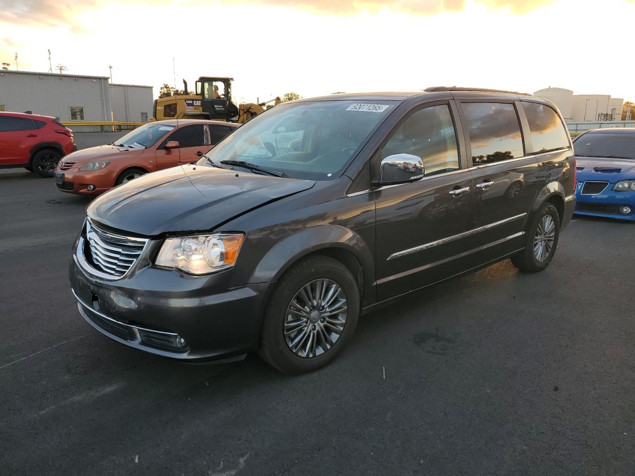CHRYSLER TOWN & COUNTRY TOURING L