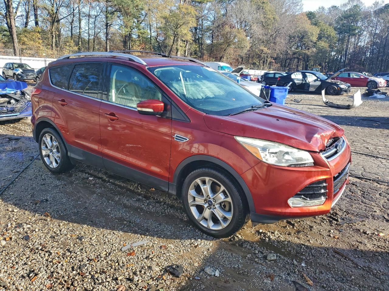 FORD ESCAPE TITANIUM