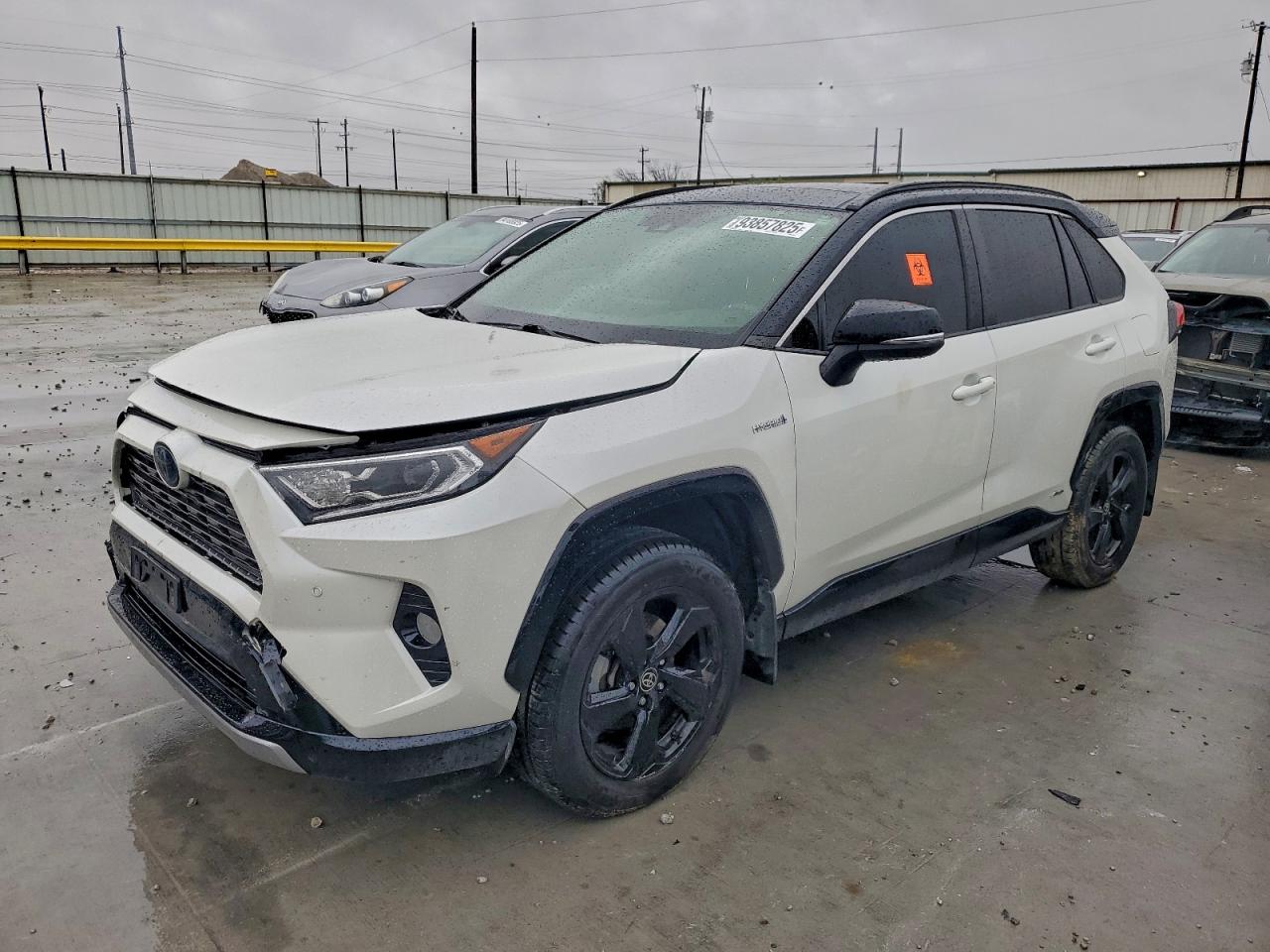 TOYOTA RAV4 XSE