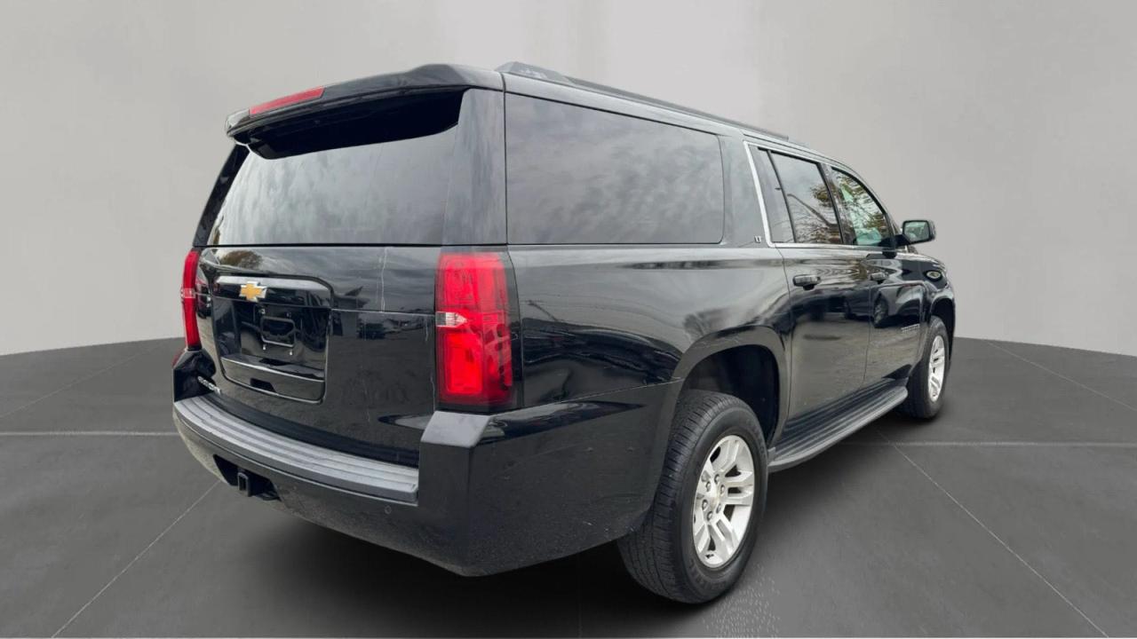 CHEVROLET SUBURBAN C1500 LT