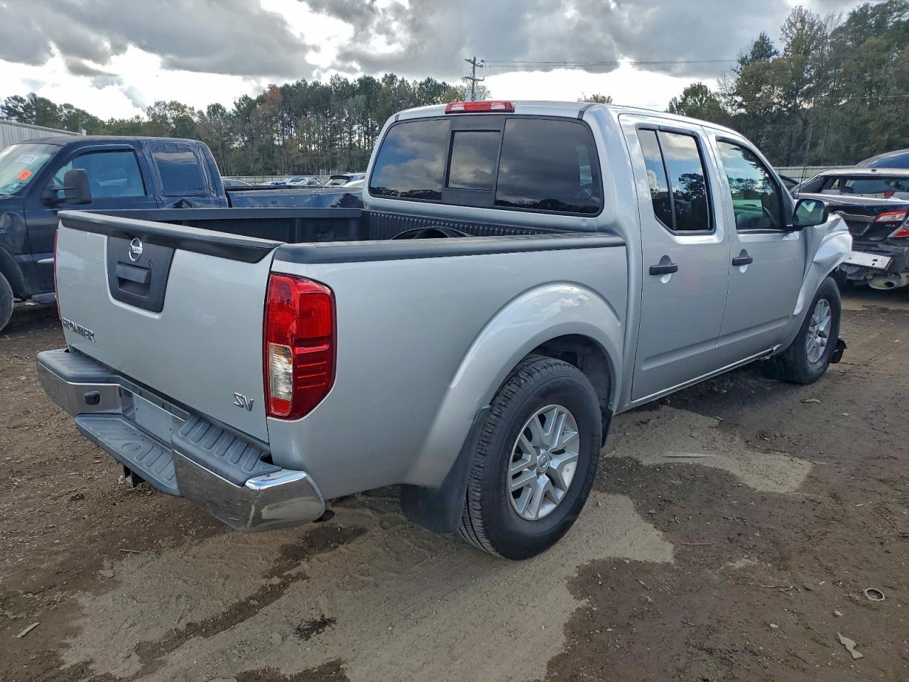Lot #3302811934 2019 NISSAN FRONTIER S
