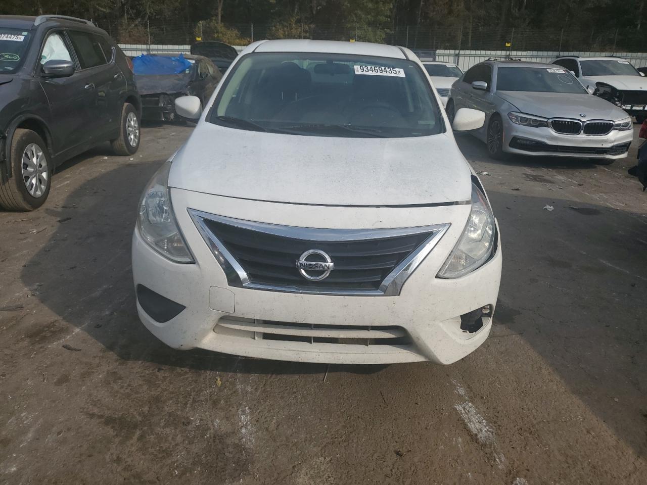 NISSAN VERSA S