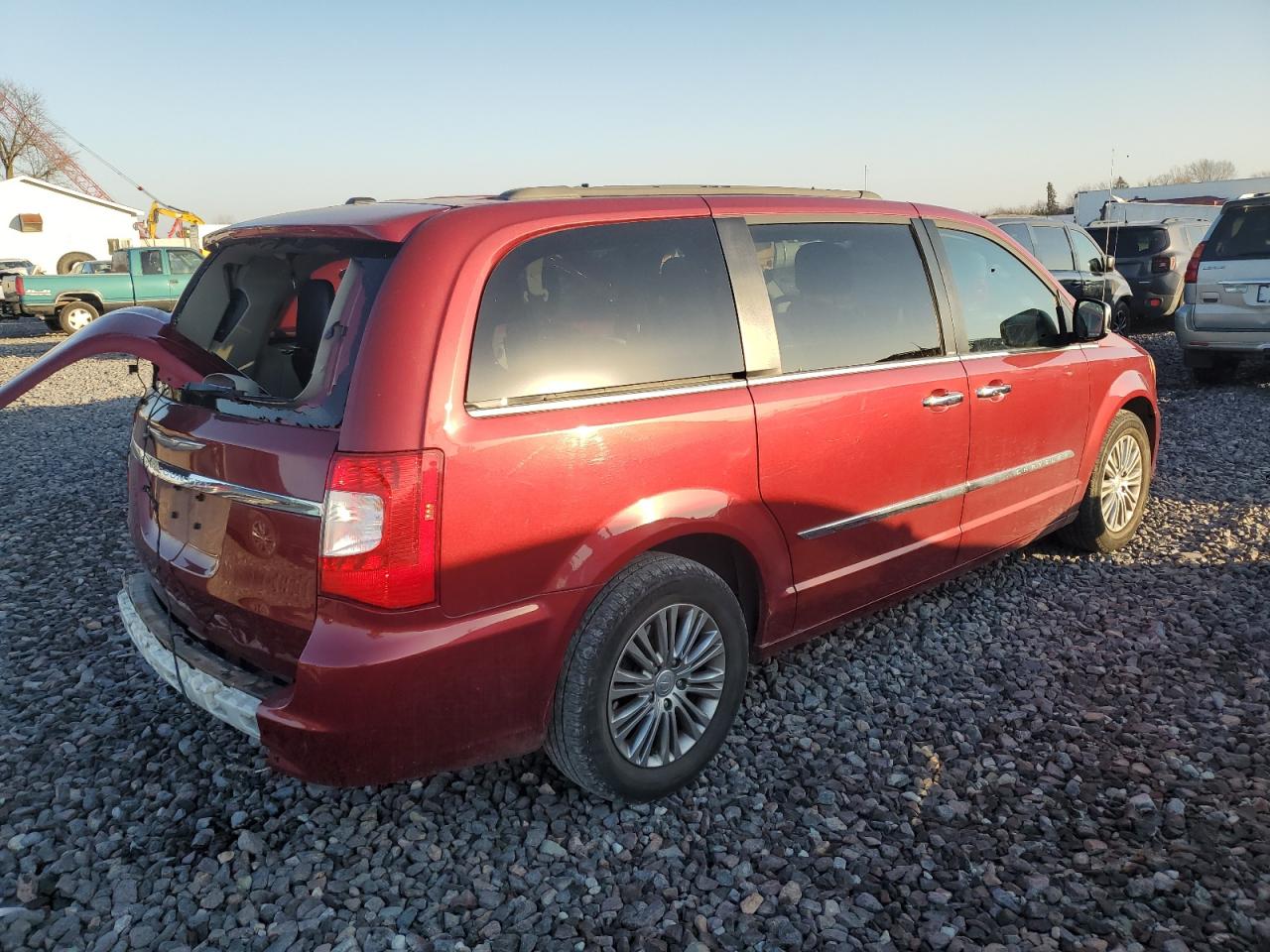 CHRYSLER TOWN & COUNTRY TOURING L