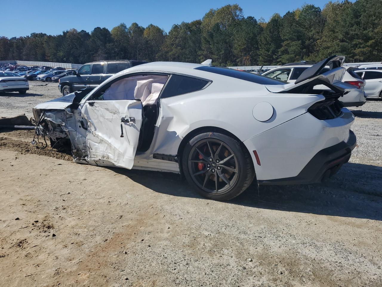 FORD MUSTANG DARK HORSE