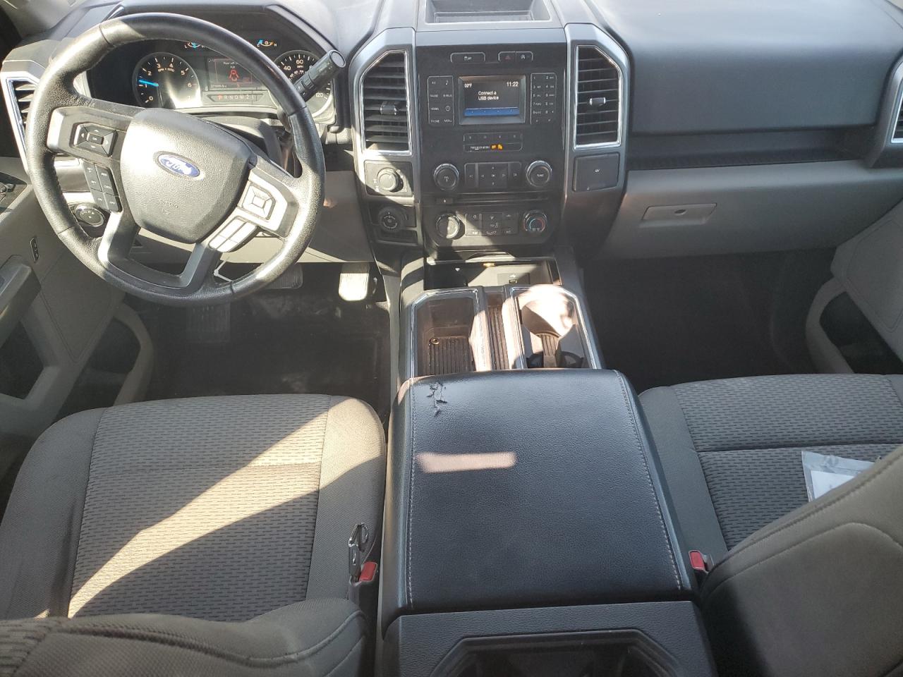 FORD F-150 SUPER CAB