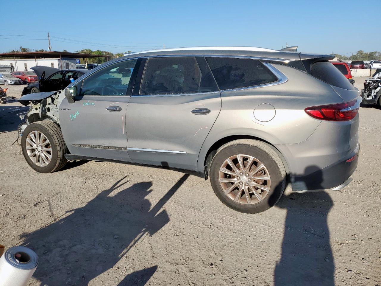 BUICK ENCLAVE ESSENCE