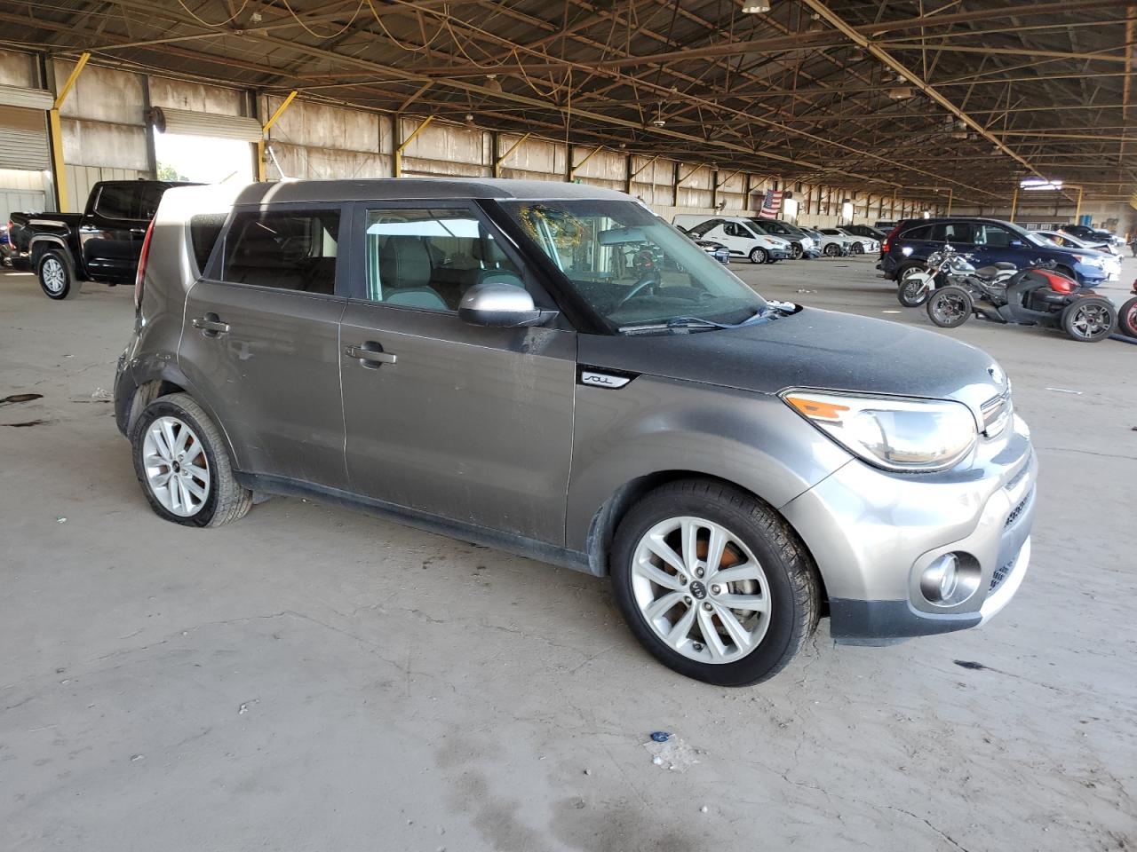 KIA SOUL +