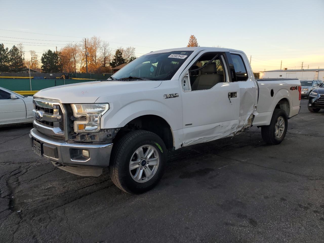 FORD F-150 SUPER CAB