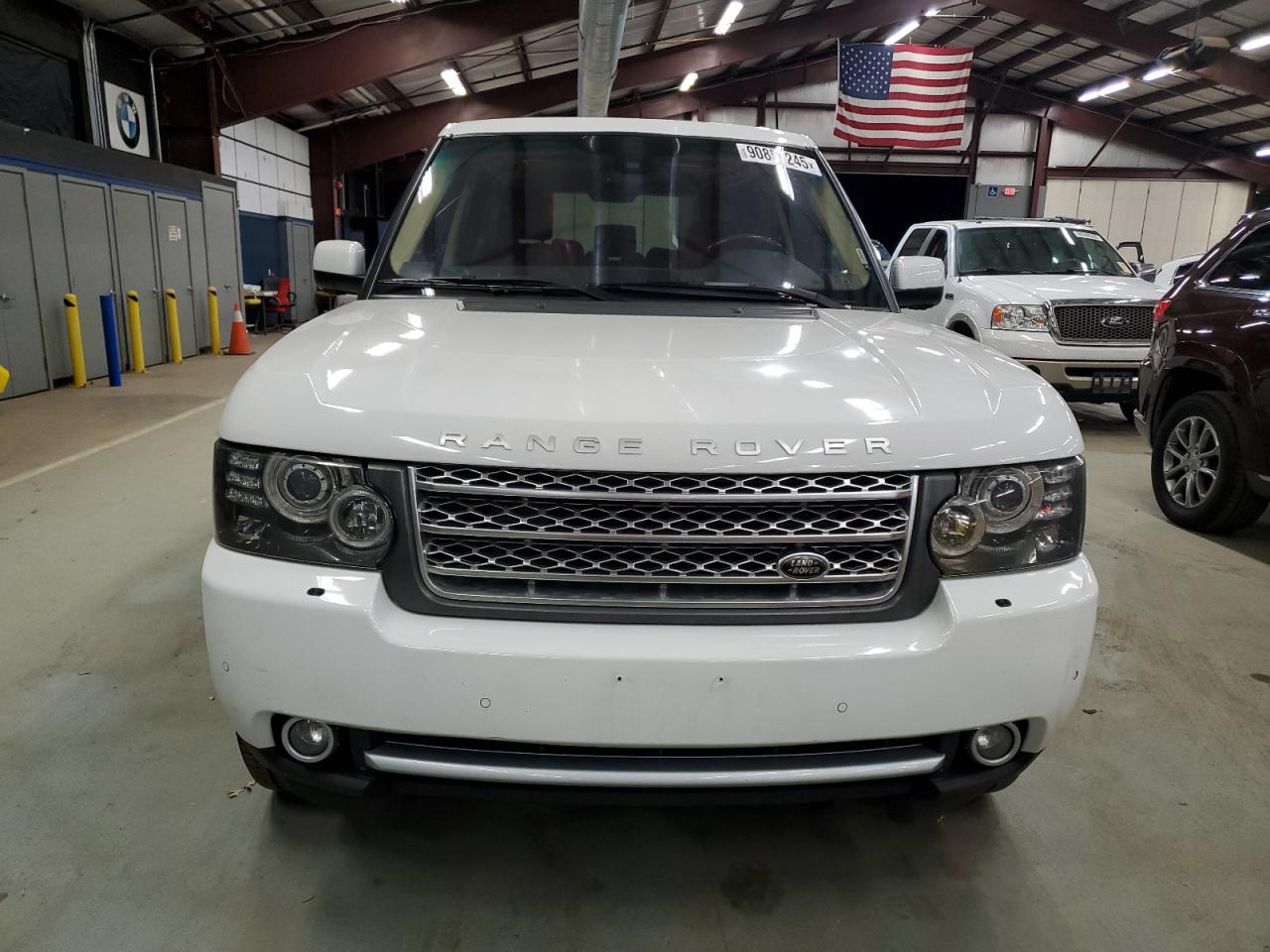 LAND ROVER RANGE ROVER AUTOBIOGRAPHY