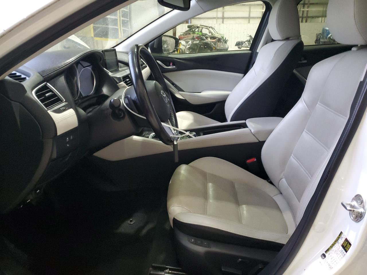 MAZDA 6 GRAND TOURING