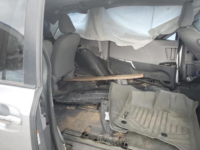 2017 TOYOTA SIENNA XLE #3293844593