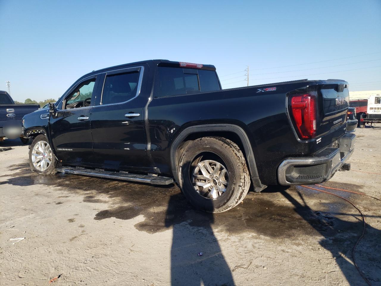 GMC SIERRA K1500 SLT