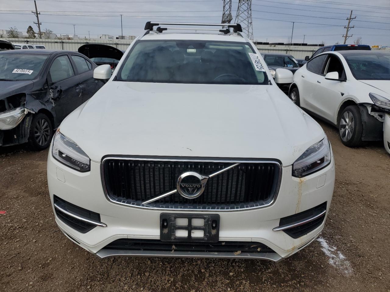 VOLVO XC90 T6 MOMENTUM