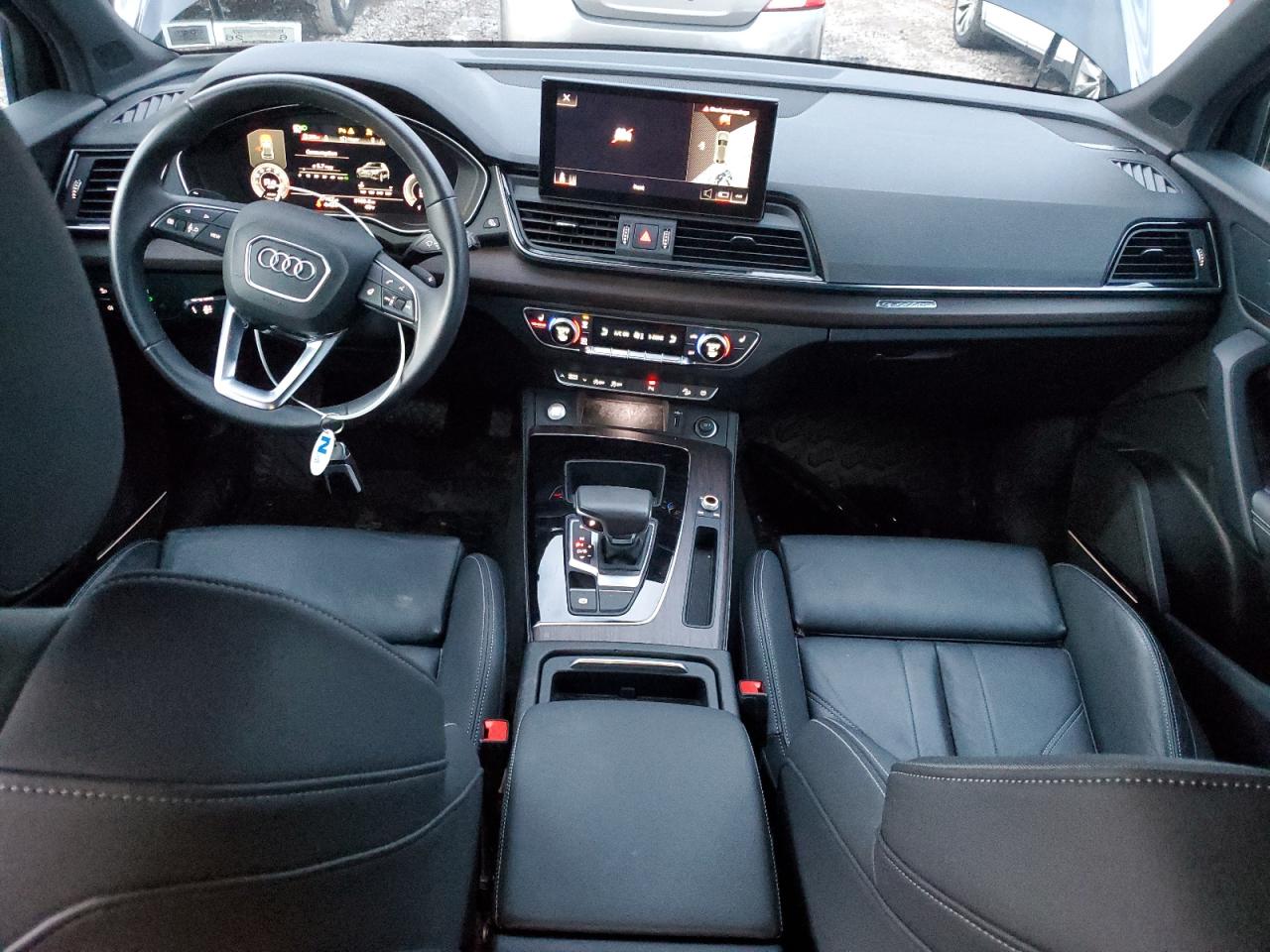 AUDI Q5 SPORTBACK PRM PLS 45