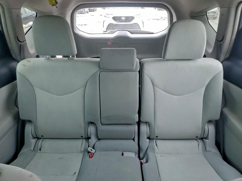 2013 TOYOTA PRIUS V #3297145515