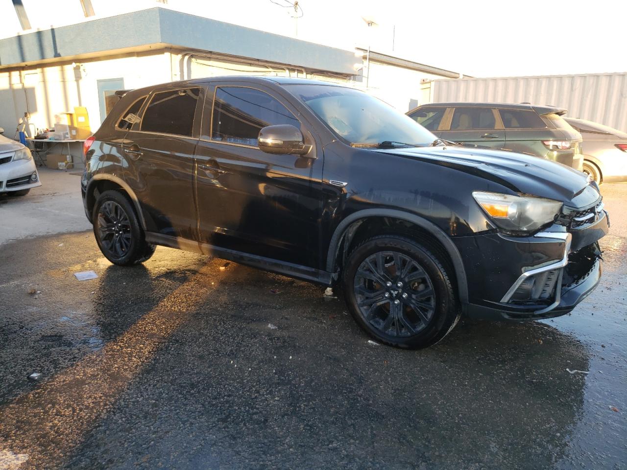 MITSUBISHI OUTLANDER ES