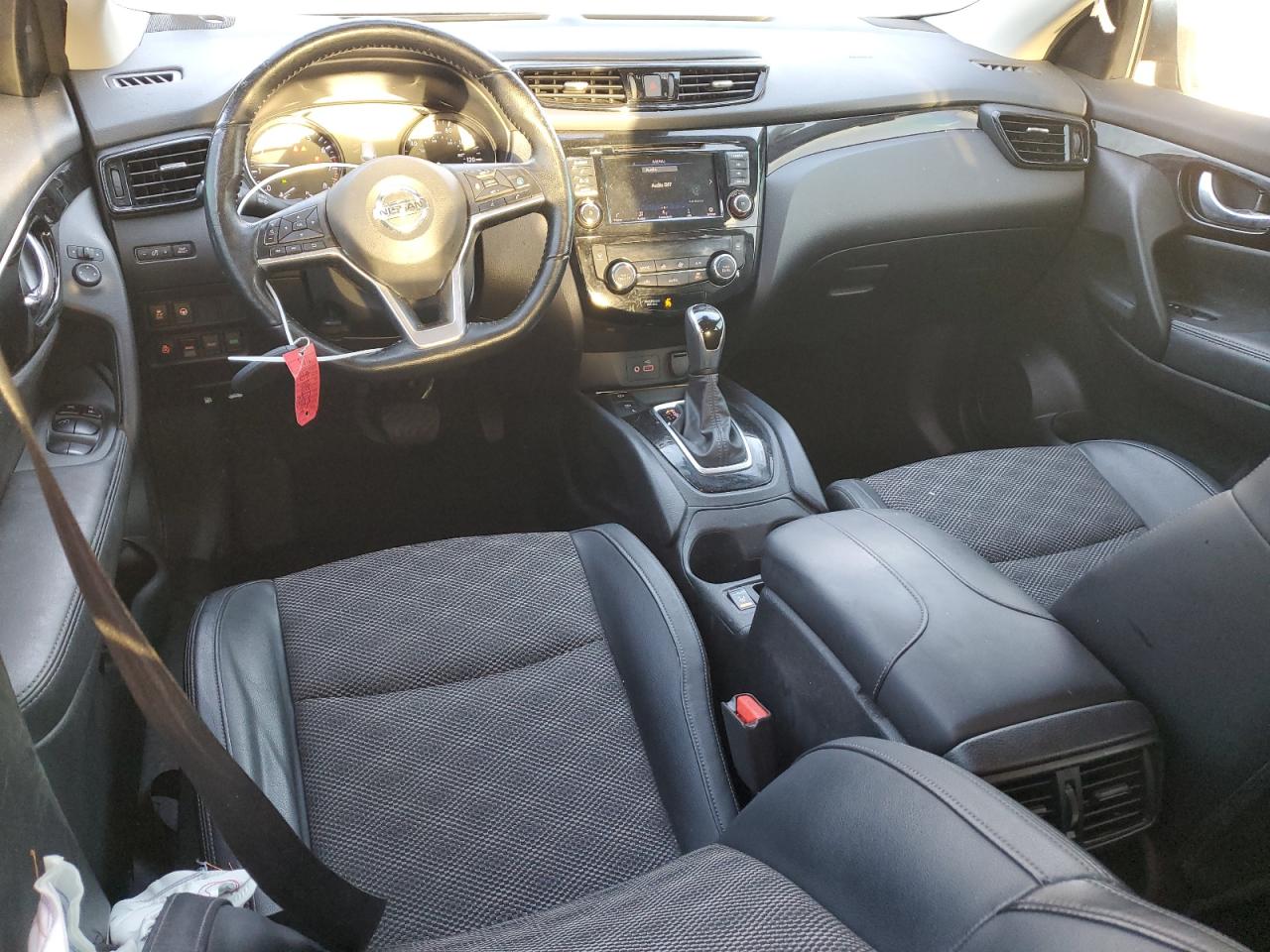 NISSAN ROGUE SPORT SV