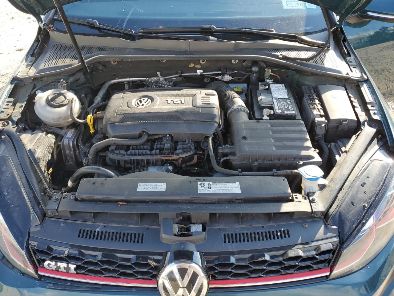 VOLKSWAGEN GOLF GTI S