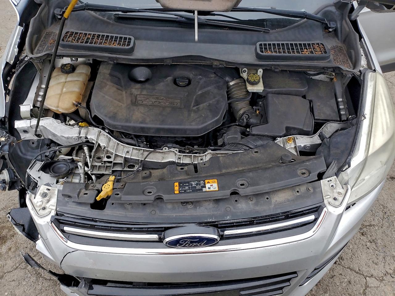 FORD ESCAPE TITANIUM